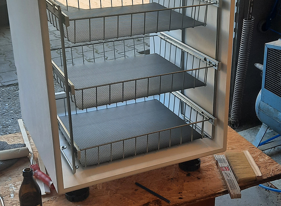 Küchenschrank, Auszüge Küchenschrank, Auszüge